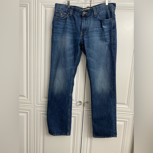 EUC MEN’S GUESS DISTRESSED MEDIUM JEANS DESMOND RELAXED FIT 36x32 - Picture 10 of 14